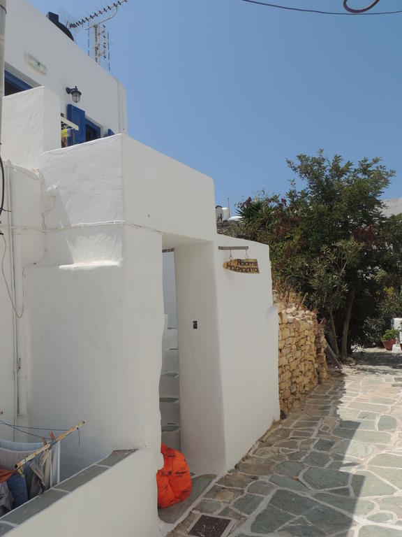 Margarita'S Rooms Folegandros Town Exterior photo